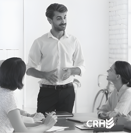 Equipo de CRH en sesi&oacute;n de trabajo